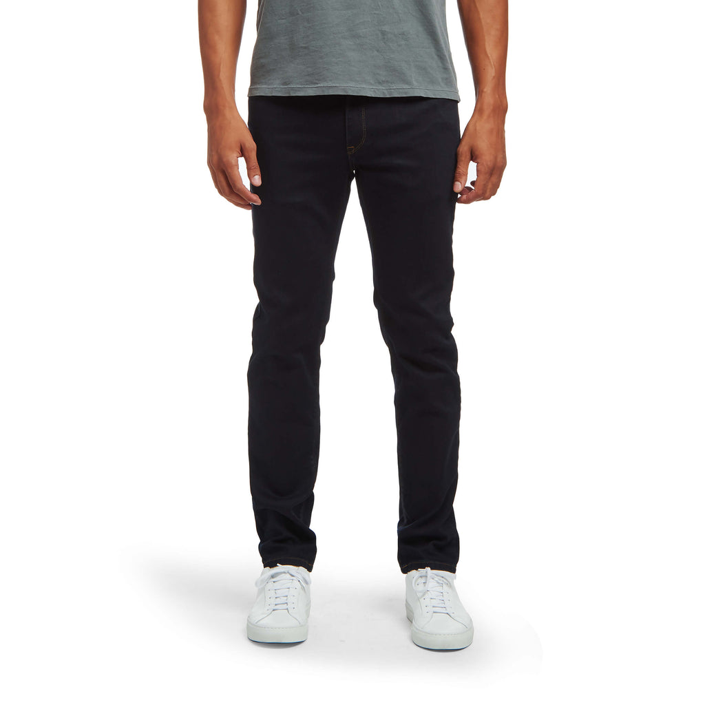 Slim Staple Jeans